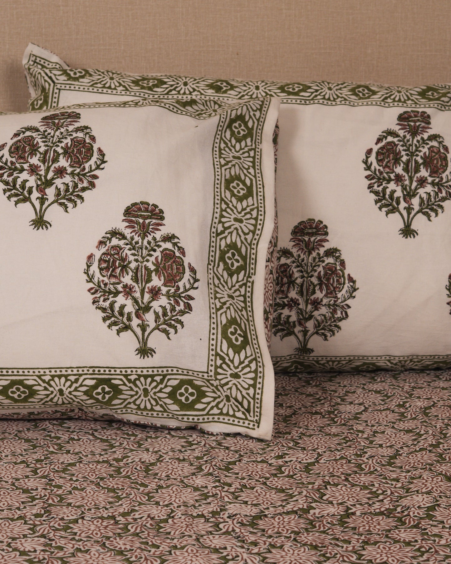 Olive Grove bedsheet border detail with coordinated Jaipur block print design.
