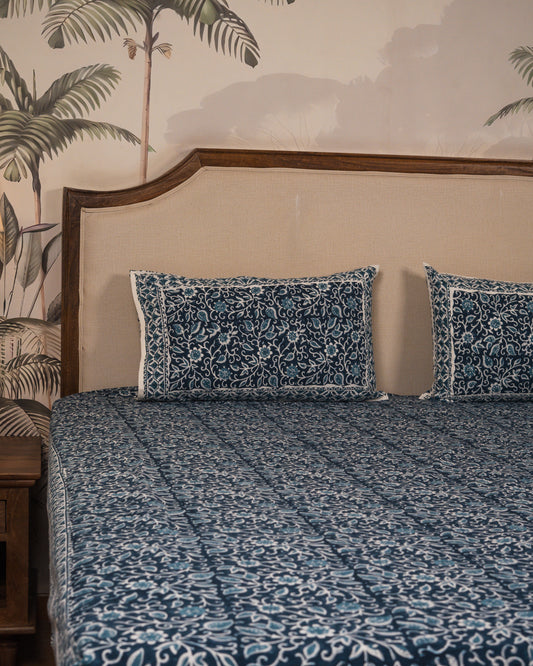 Indigo Manor bedsheet border detail with coordinated Jaipur block print design.