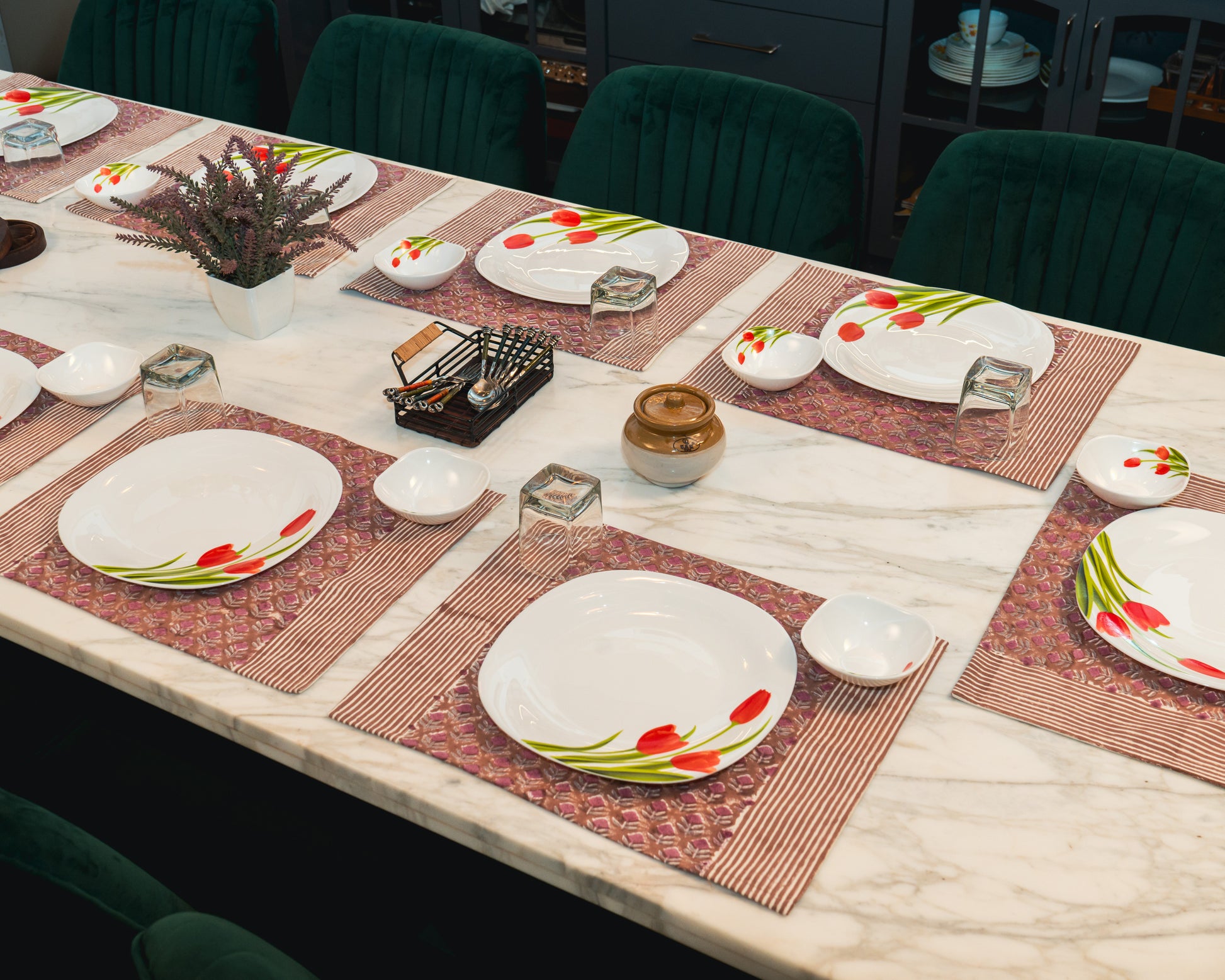Mauve Verandah Jaipur Block Print Cotton Placemats styled with neutral and understated dining décor accents.